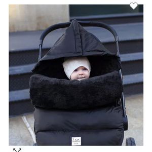 7 AM Enfant Plush Pod Stroller Car seat Footmuff